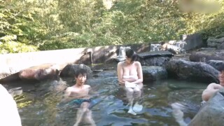 GEBB-043 乱交OKの混浴温泉と知らずに来た女性客は巨乳尻をワニ痴されて喘ぎ始め3 4名収録.mp4_000000.000